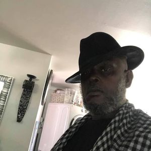 Meet your Posher, Peaceis